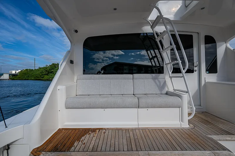 Never E Nuff Yacht Photos Pics 