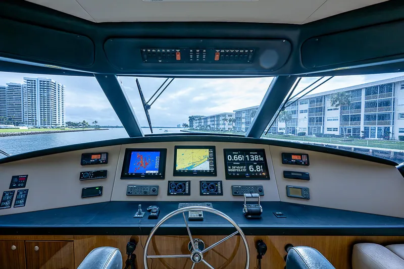 Never E Nuff Yacht Photos Pics 