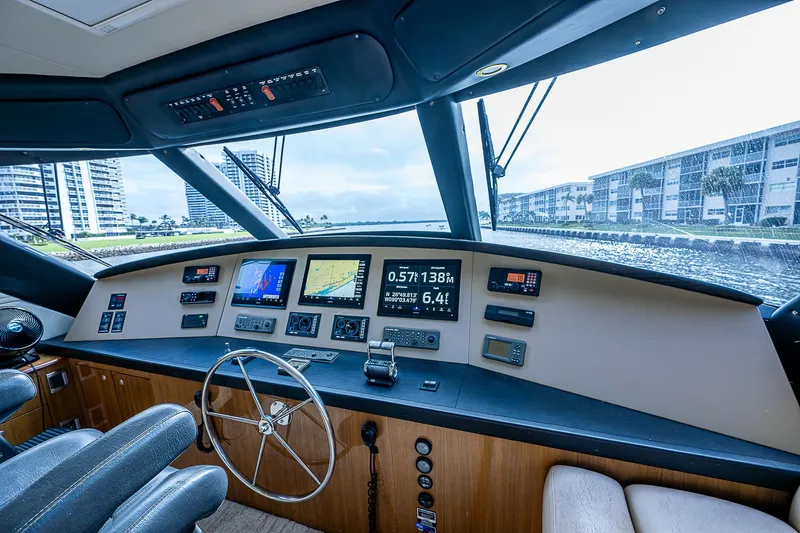 Never E Nuff Yacht Photos Pics 