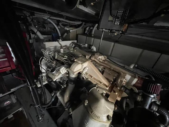 Relentless Yacht Photos Pics 