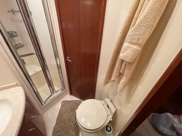 Relentless Yacht Photos Pics 