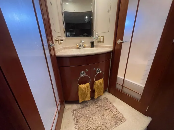 Relentless Yacht Photos Pics 