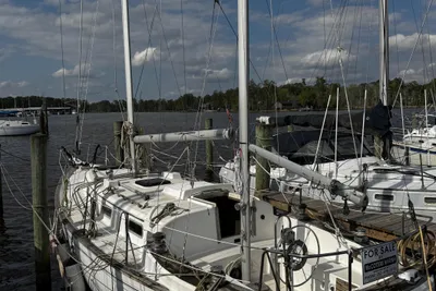 Pearson 365 Ketch