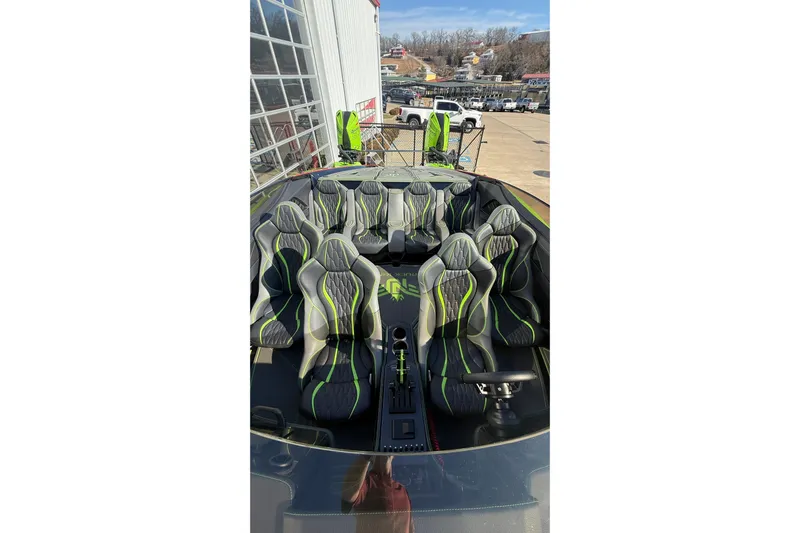  Yacht Photos Pics 2025 MTI 440X boat interior with stylish seating and modern design.