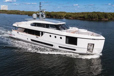 Azimut Magellano 30M
