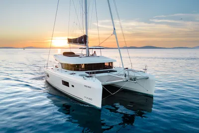 Lagoon 42