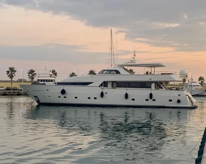  Yacht Photos Pics 