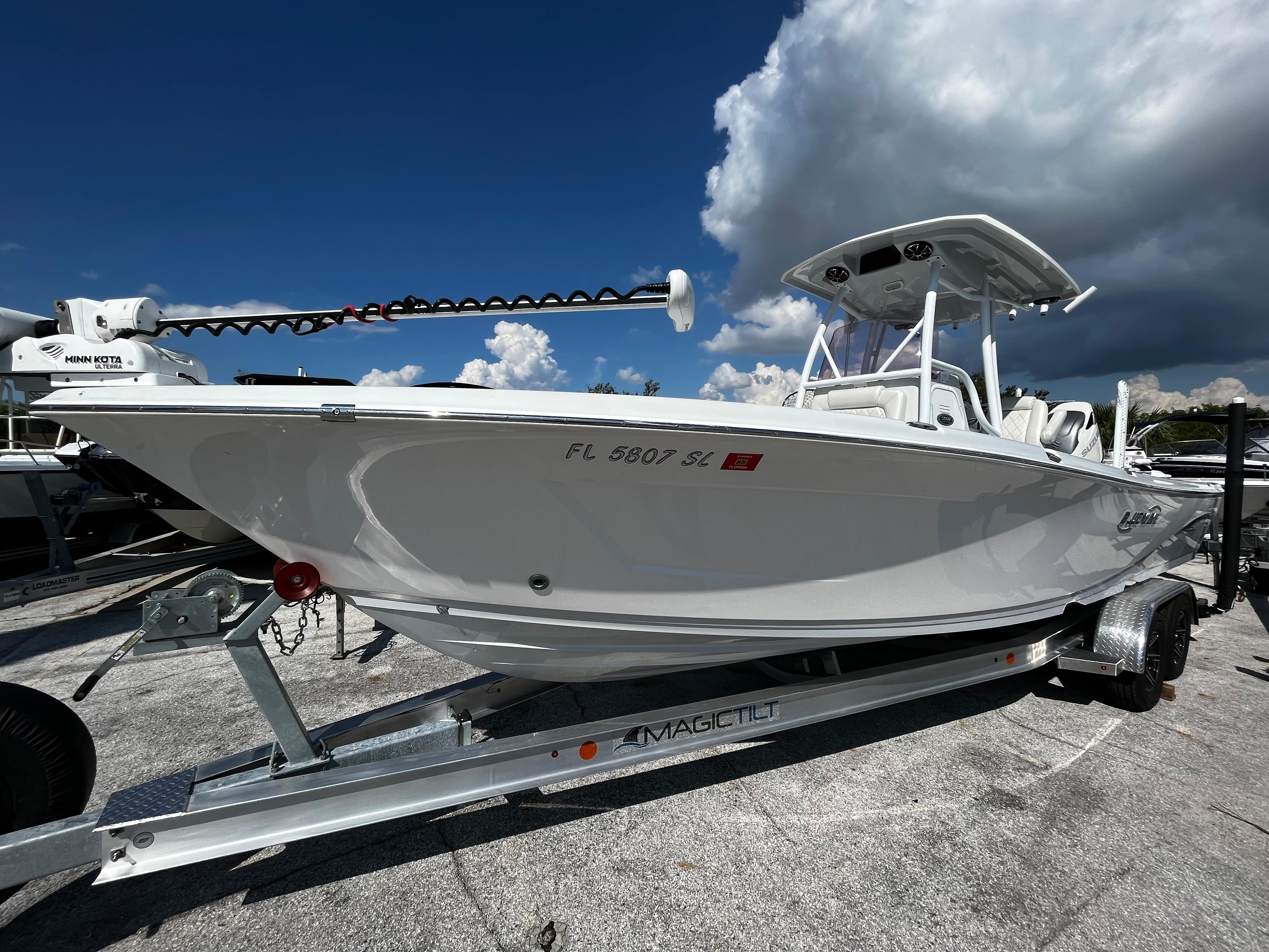 2019 Blue Wave 2800 Pure Hybrid Bay for sale YachtWorld