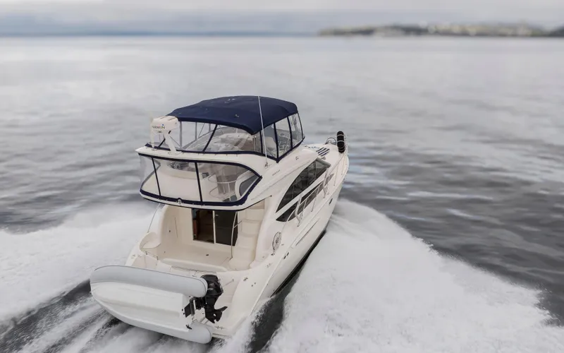 Liquid Assets Yacht Photos Pics 