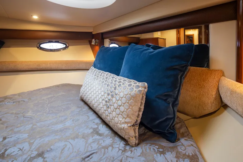 Liquid Assets Yacht Photos Pics 