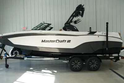 MasterCraft XT22