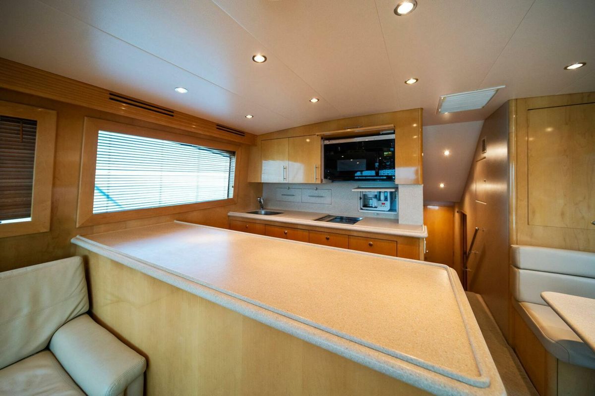 2003 Hatteras 54 