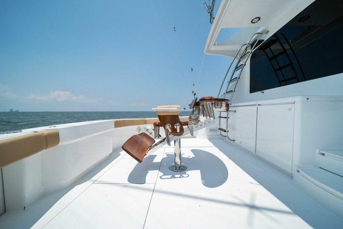 2003 Hatteras 54 