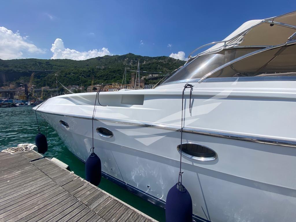 2002 Rizzardi 50 Top line