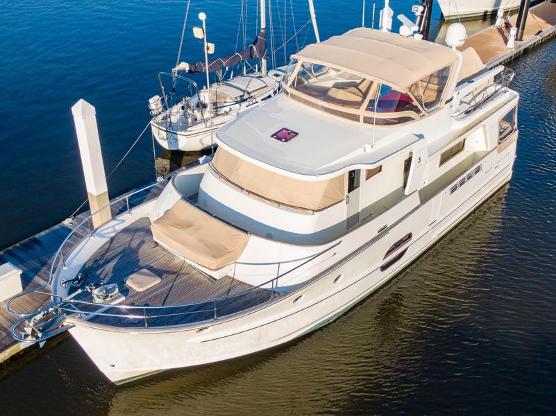 2011 Beneteau Swift Trawler 52