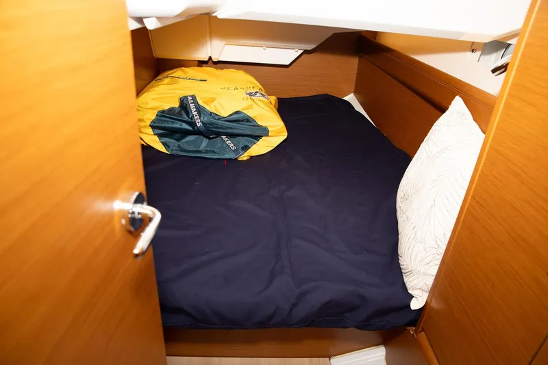 Deep Blue Yacht Photos Pics 