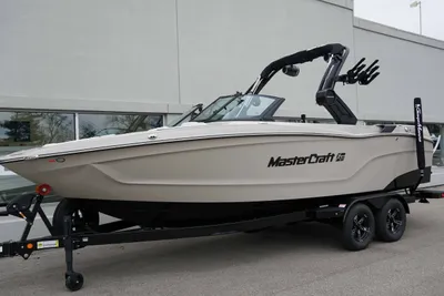 MasterCraft XT23