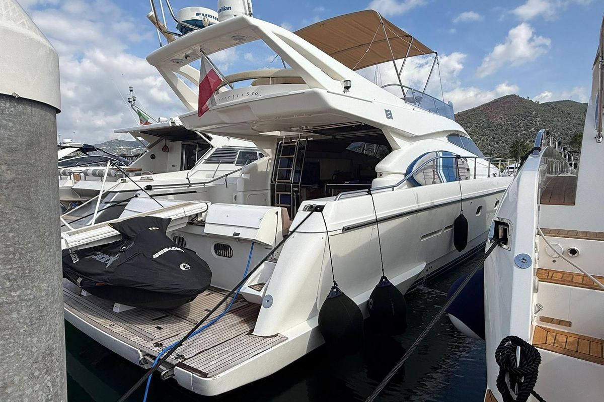 2003 Ferretti Yachts 53 