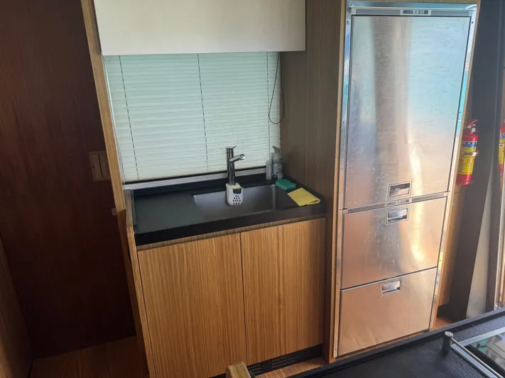  Yacht Photos Pics Azimut Magellano 66