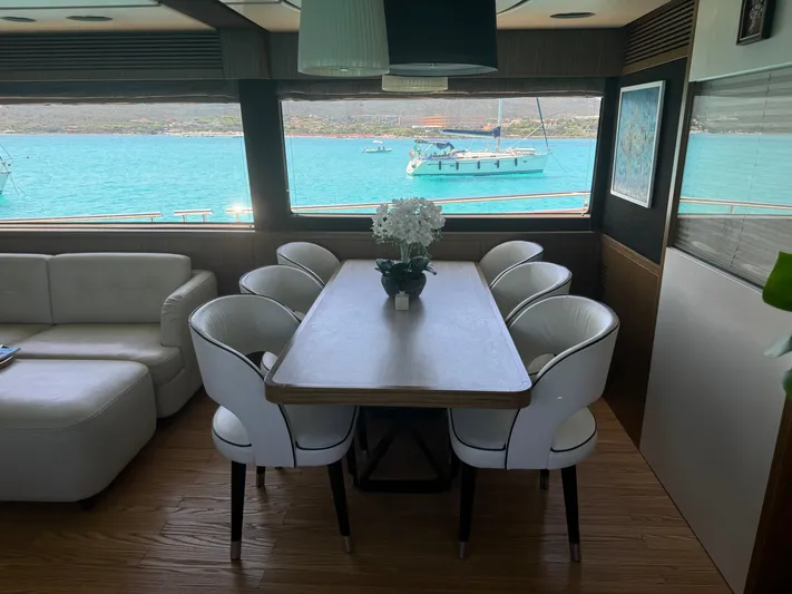  Yacht Photos Pics Azimut Magellano 66