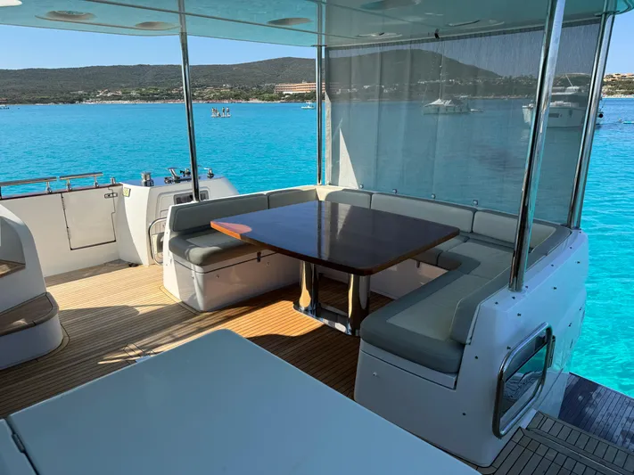  Yacht Photos Pics Azimut Magellano 66