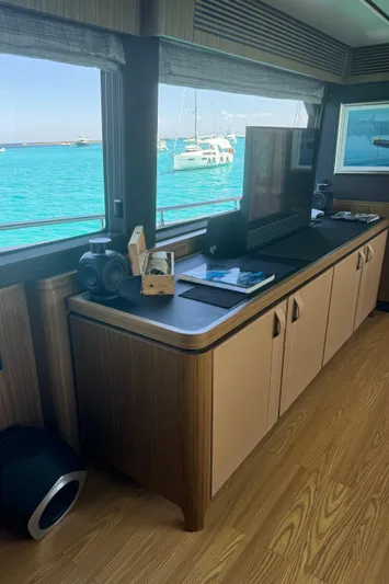  Yacht Photos Pics Azimut Magellano 66