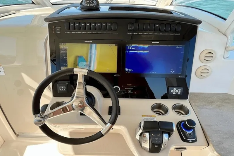 " Options " Yacht Photos Pics 