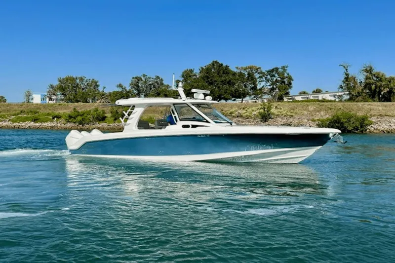 " Options " Yacht Photos Pics 