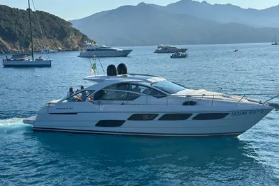 Pershing 5x