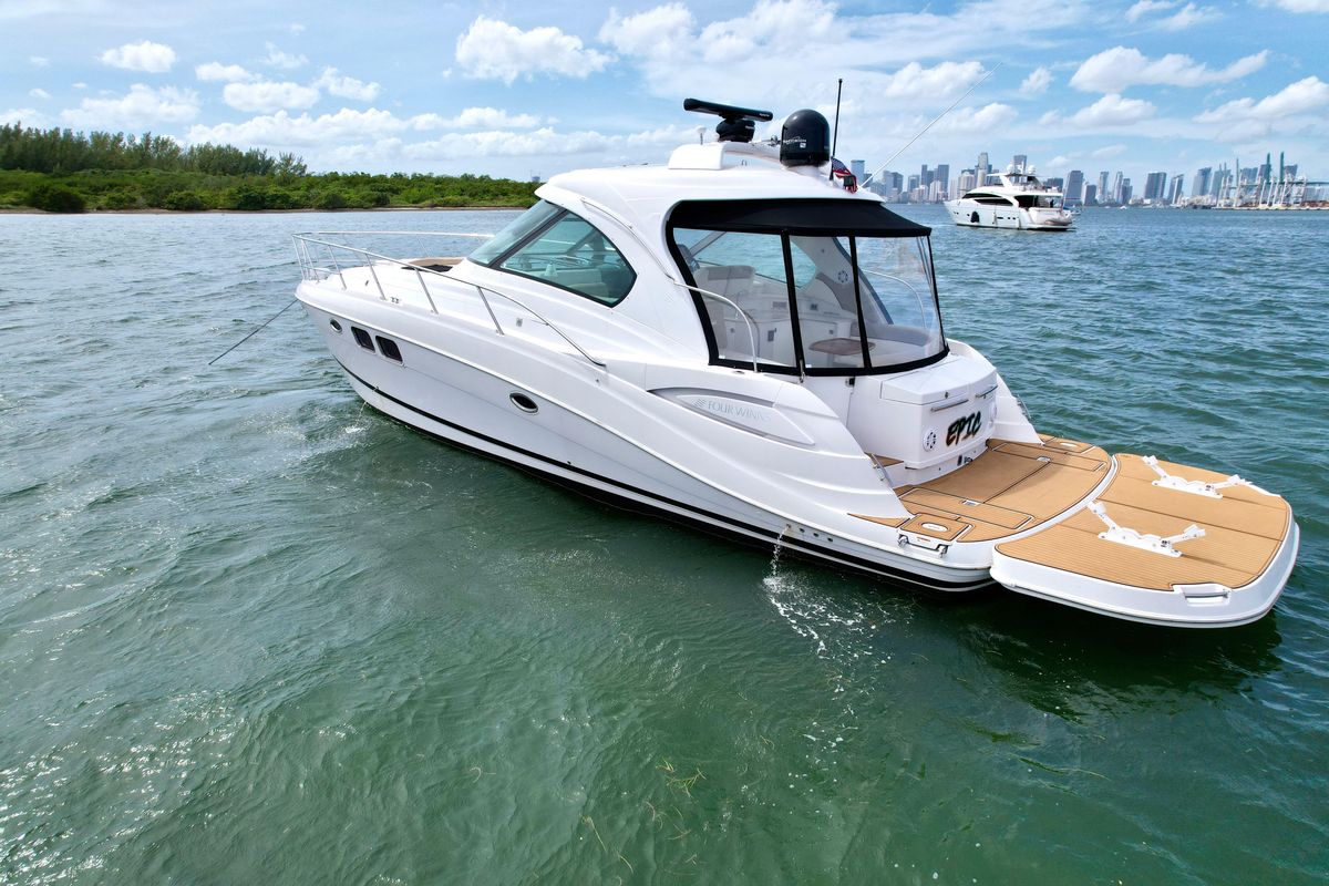 2009 Four Winns 45 