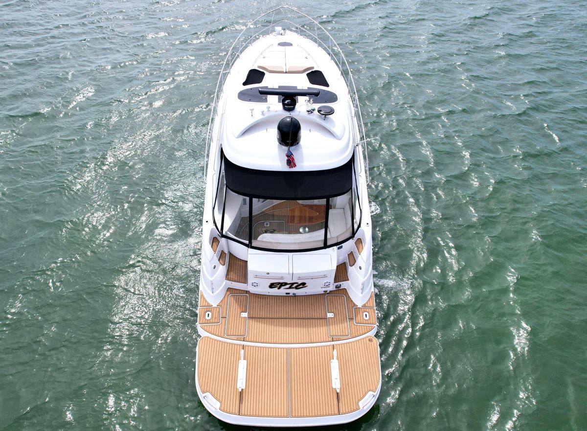 2009 Four Winns 45 