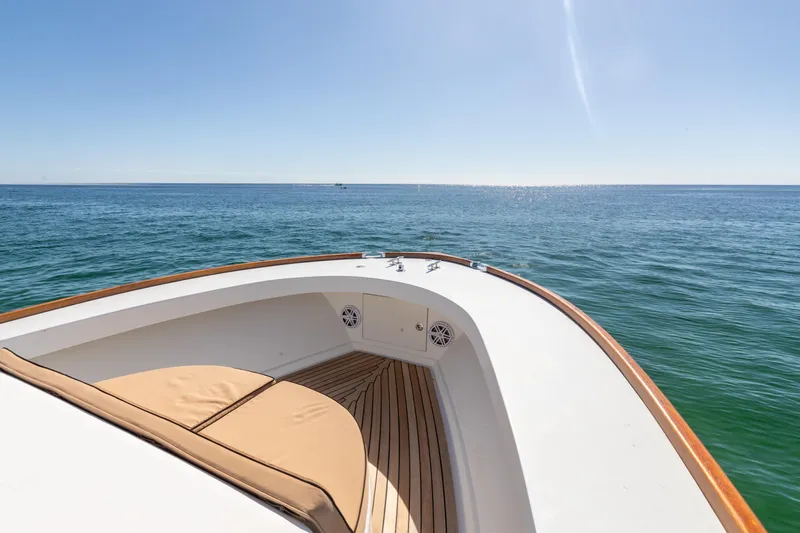 Wood Yacht Photos Pics 2014 Release 34 Walkaround- Bow 3