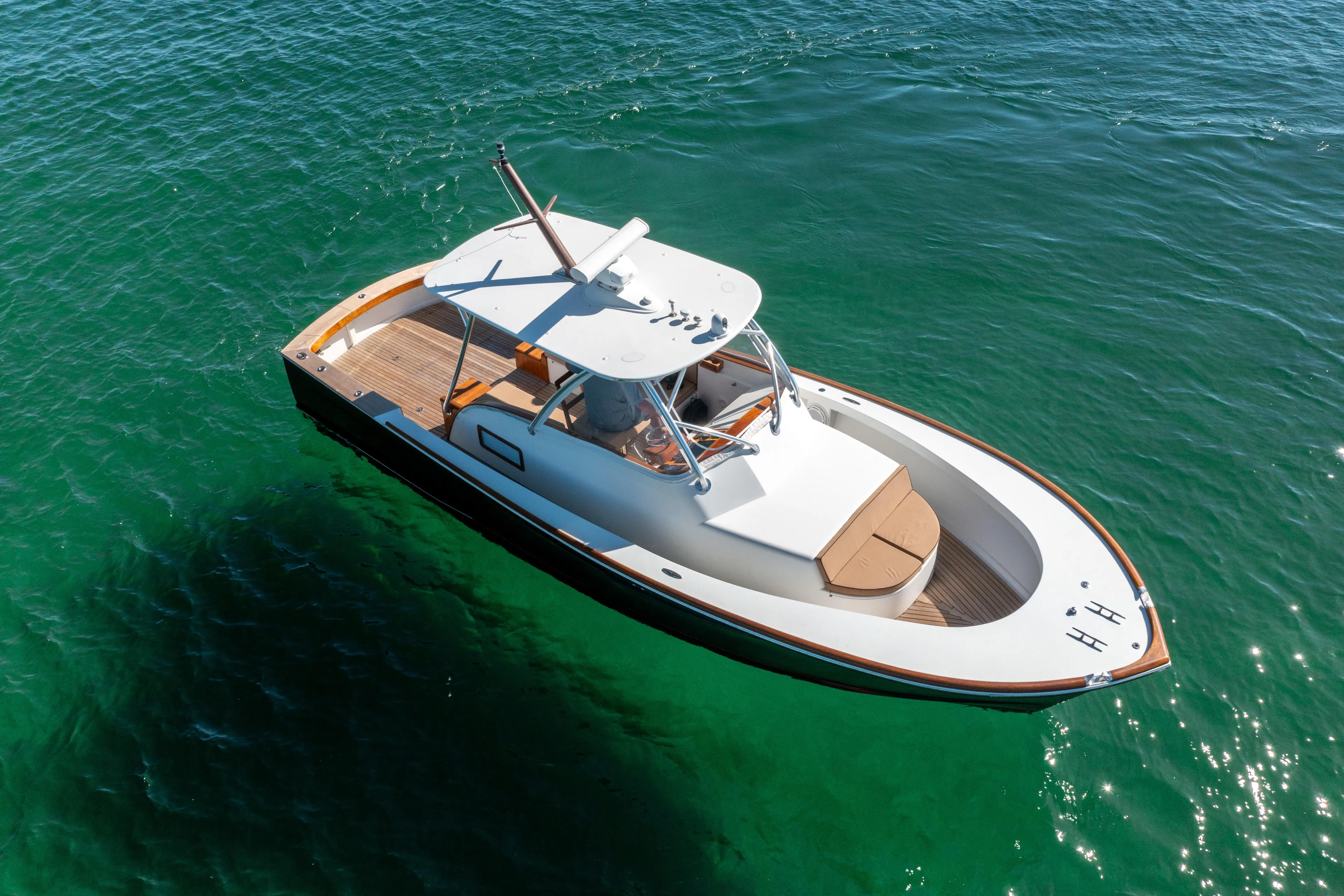 2014 Release 34 Walkaround- STBD Profile