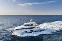 Custom Line Navetta 28