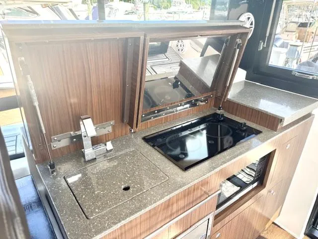 Three Beaches Yacht Photos Pics Modern kitchen area in 2020 Four Winns Vista 355 Coupe OB yacht.