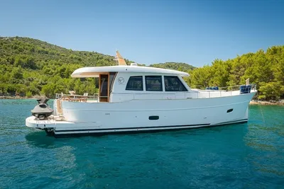 2025 Sasga Yachts Menorquin 55 Hardtop