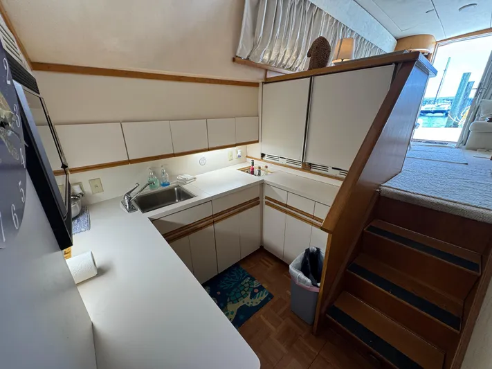 Rum Runner Yacht Photos Pics 