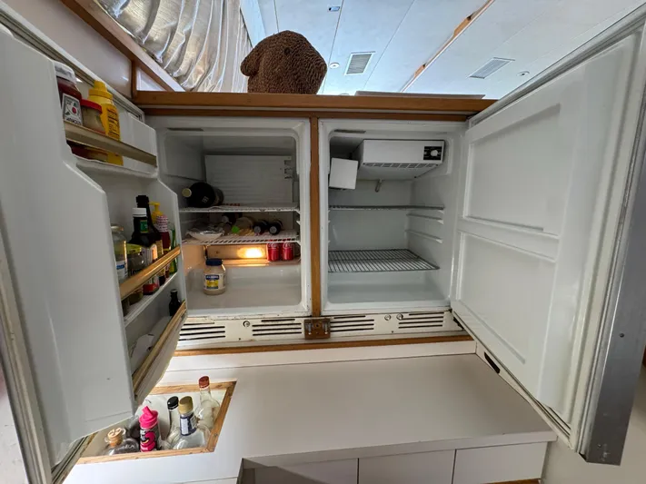 Rum Runner Yacht Photos Pics 