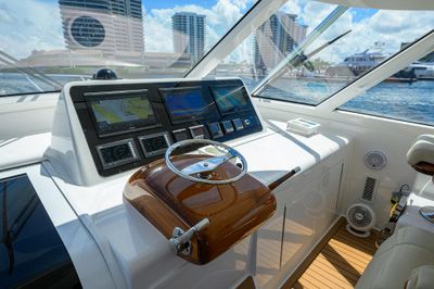 Yacht