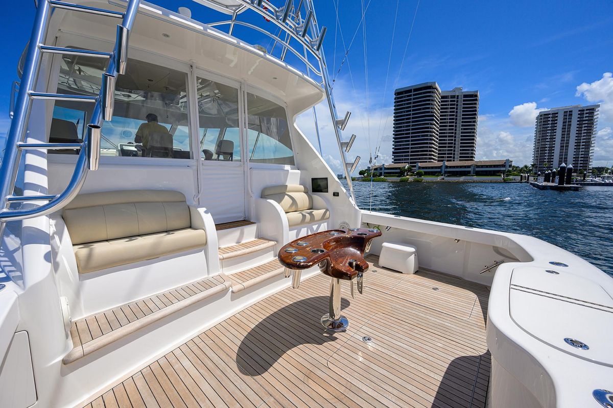 2017 Viking 48 