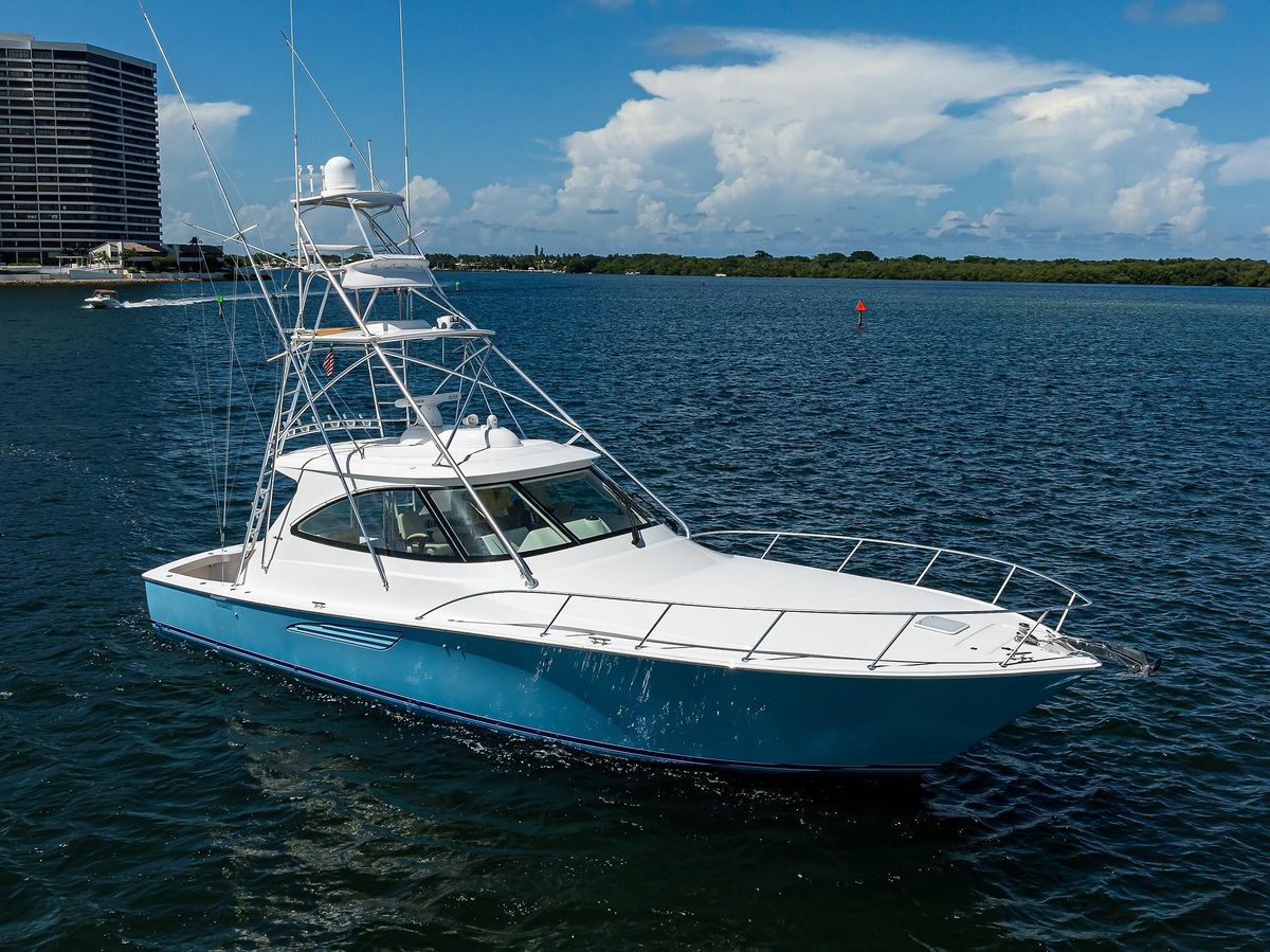 2017 Viking 48 