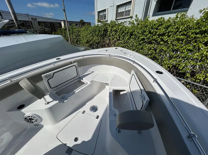  Yacht Photos Pics 2025 Sportsman 252 Open - Image 8