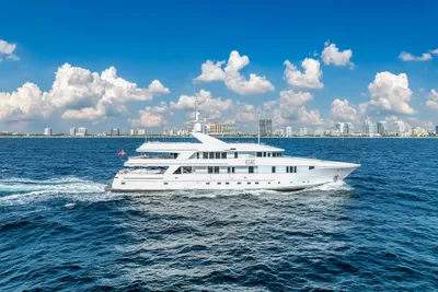 Admiral Pilothouse
