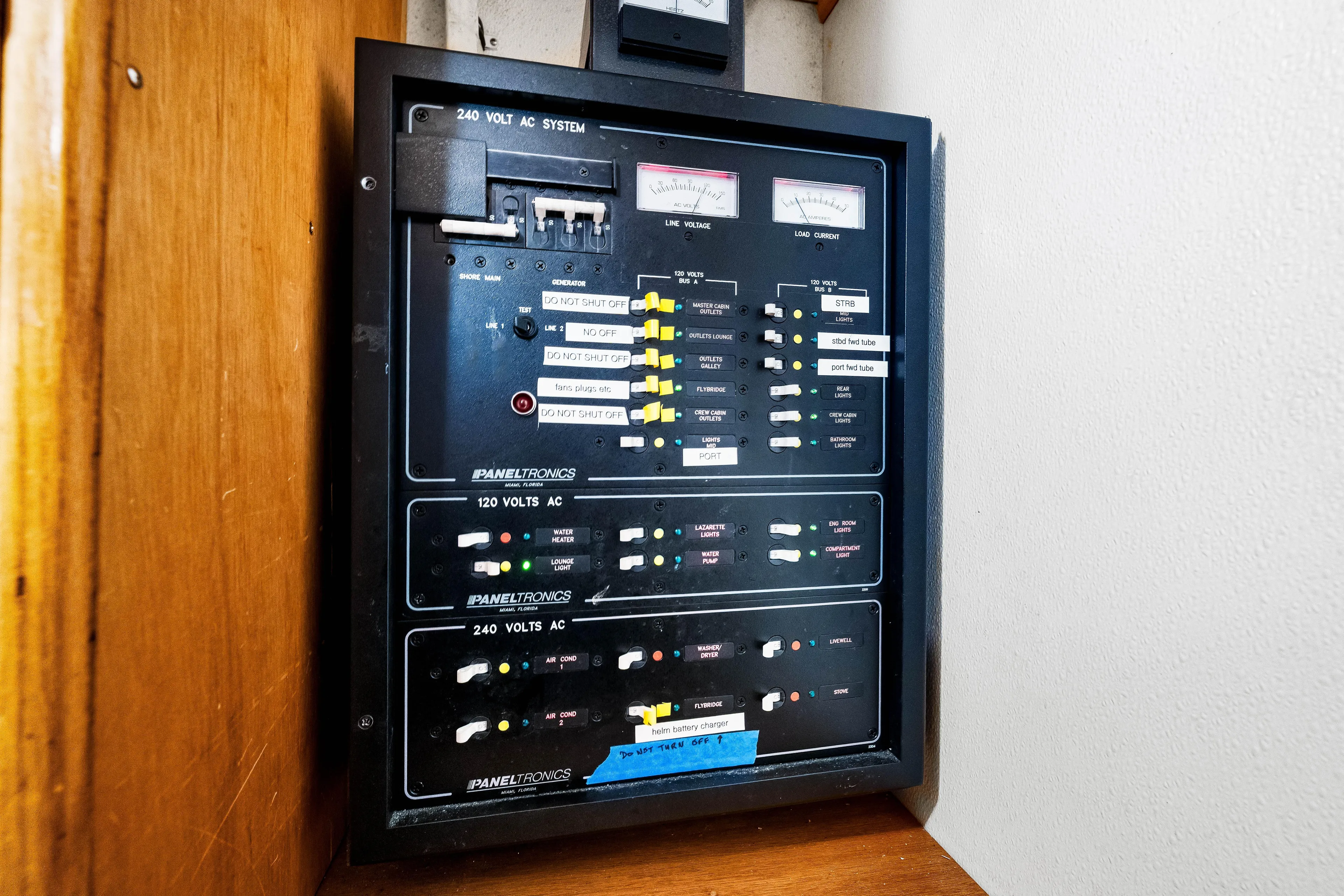 Pelican Yacht Photos Pics Custom 2002 Tri-Kat 60' Catamaran