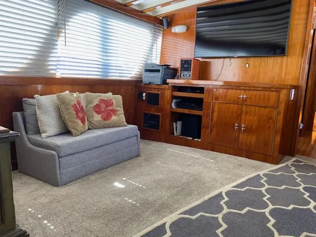 Karen Louise Yacht Photos Pics 