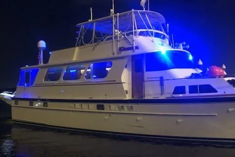 Karen Louise Yacht Photos Pics 