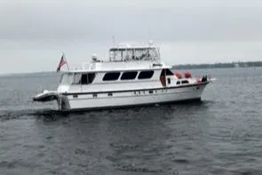 Karen Louise Yacht Photos Pics 