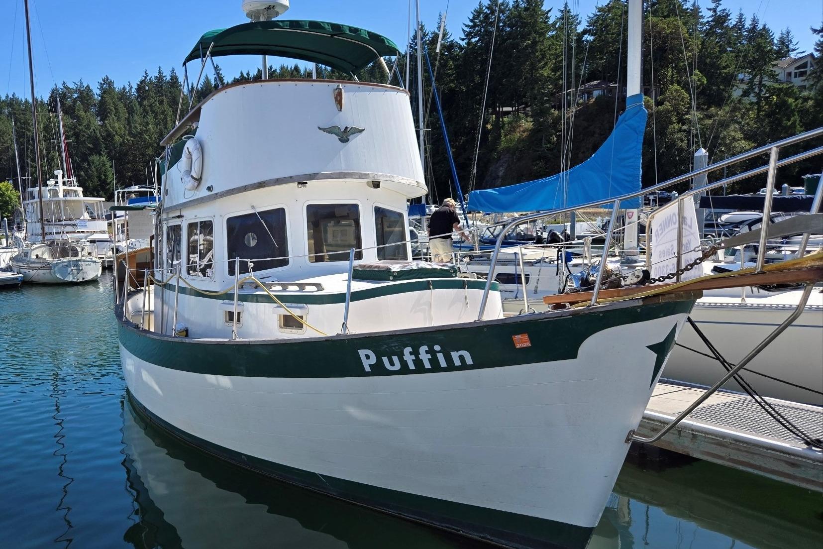 Willard Vega Nomad Flybridge