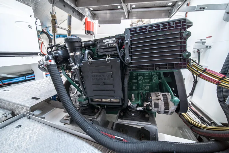 Olivia Rd Yacht Photos Pics 