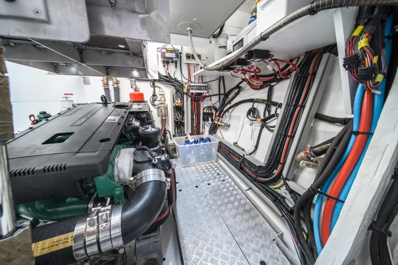 Olivia Rd Yacht Photos Pics 